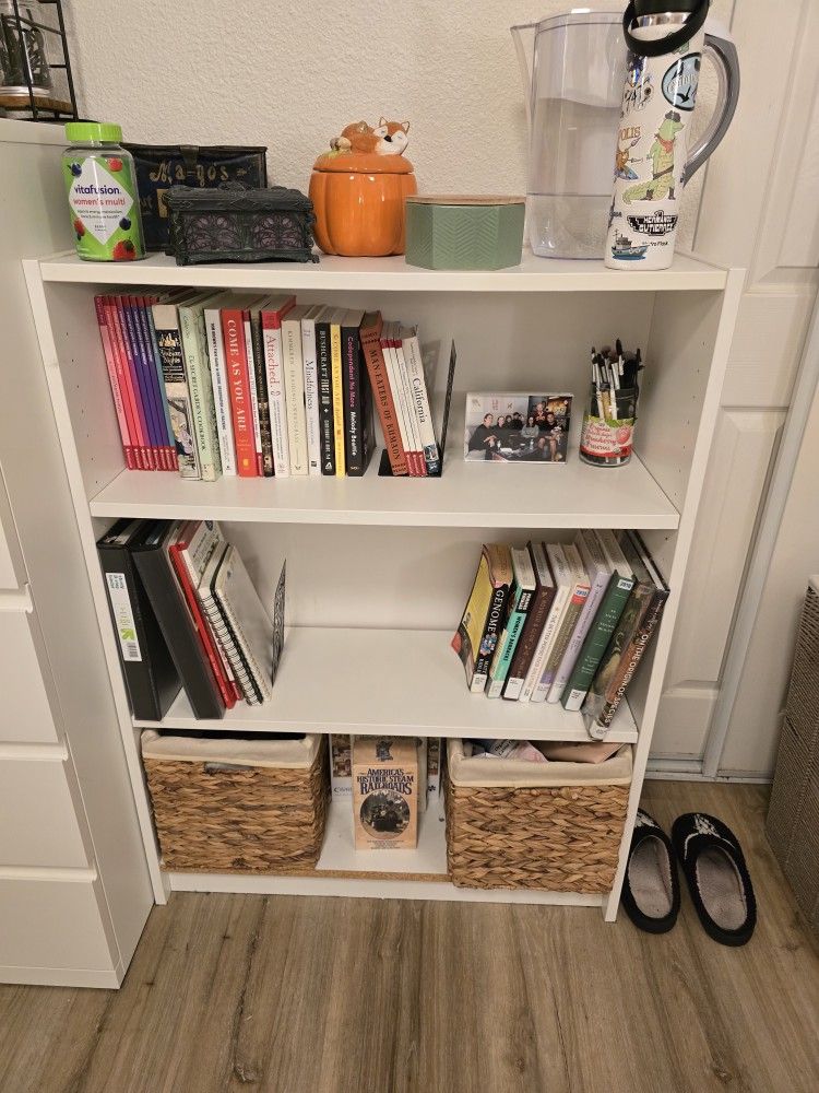 Free Bookshelf