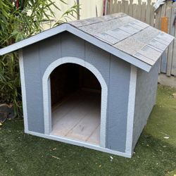 Dog House 