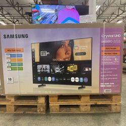 65 “ Samsung smart 4K LCD HDR TV 