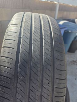P23560r18 Michelin Tires