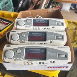 Lot of 3 Yorx Kitchen Clock Radio used