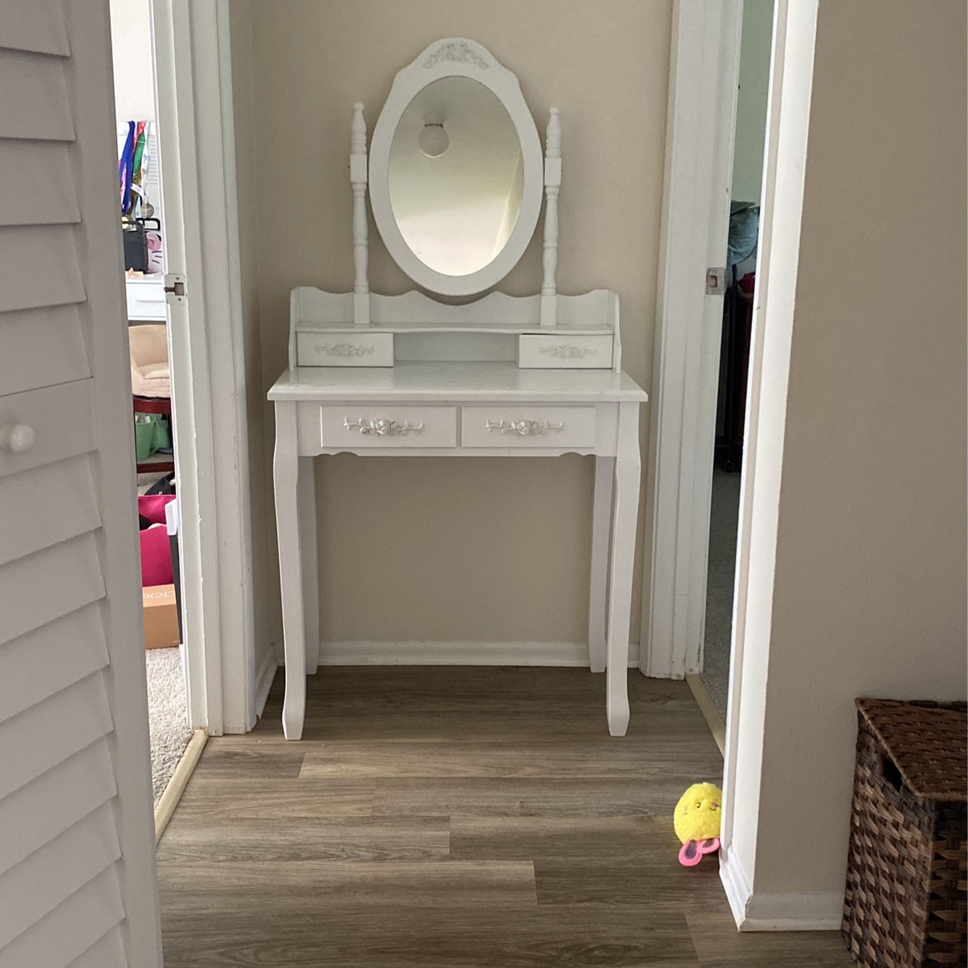 Child’s Vanity