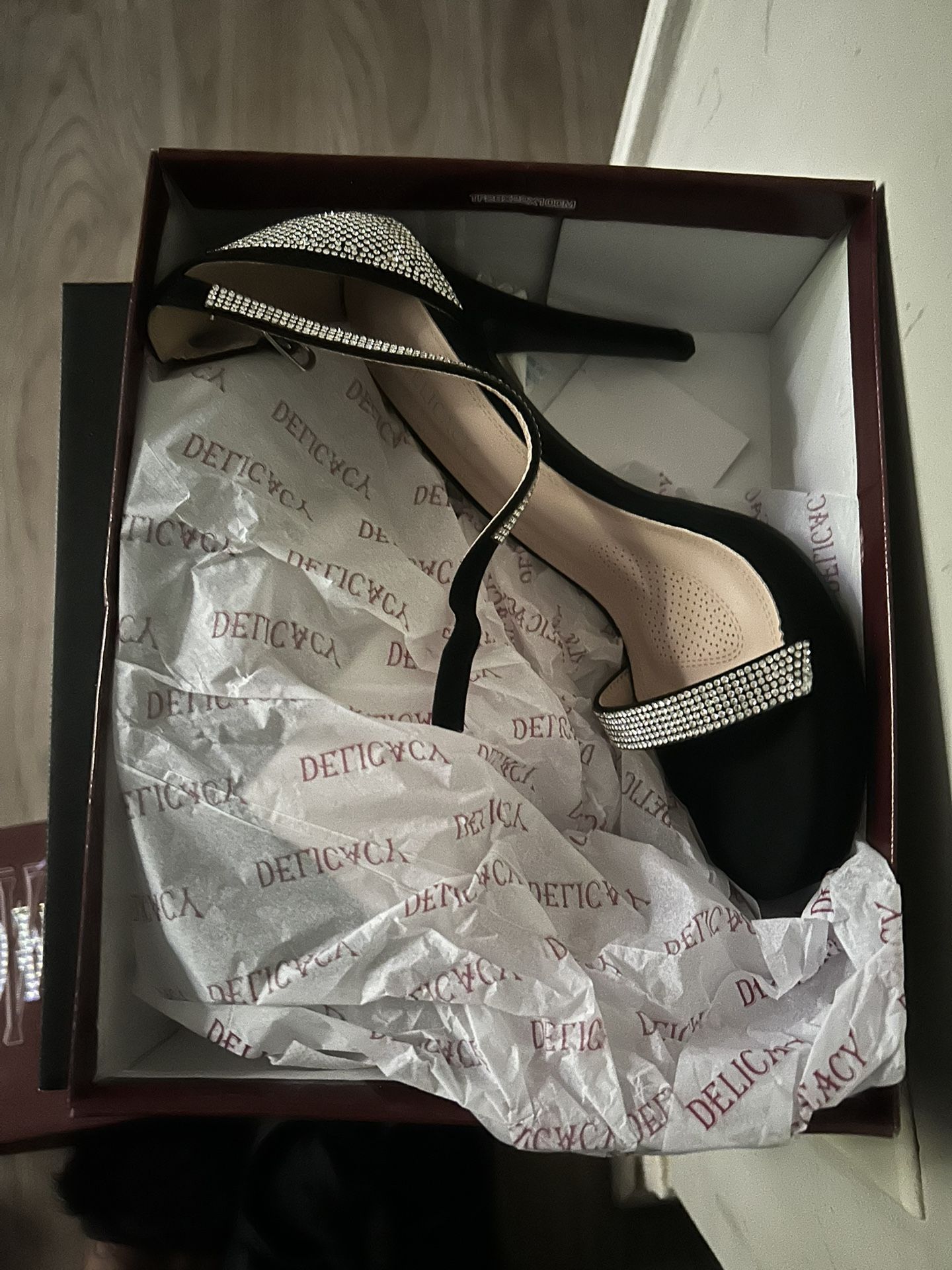 Black Rhinestone Heel Sz 9