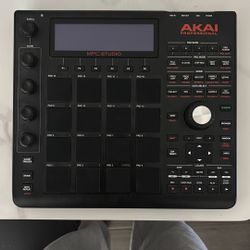 AKAI Professional