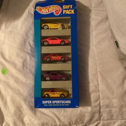 Vintage hot wheels gift pack super sports cars box damaged at the top