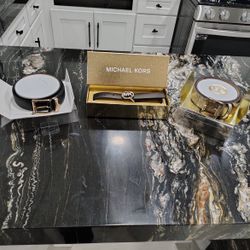 Women Michael Kors belts 