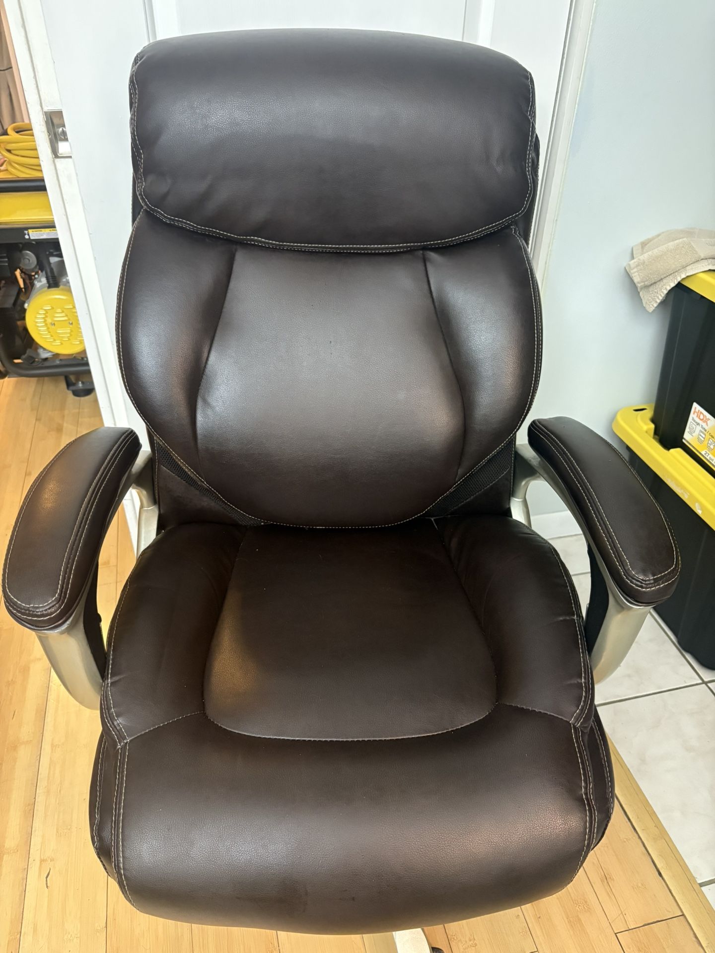 Brown Leather Desk Chair On Wheels Excellent Condition  OBO