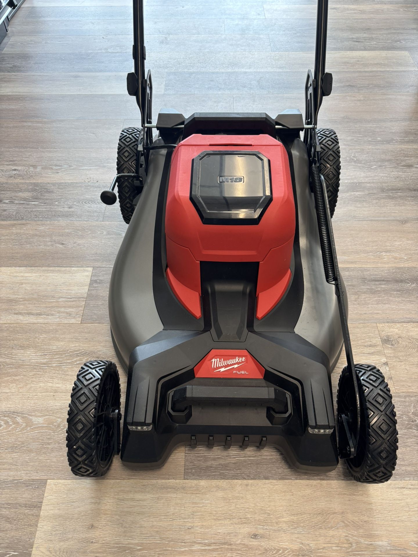 Milwaukee Lawnmower