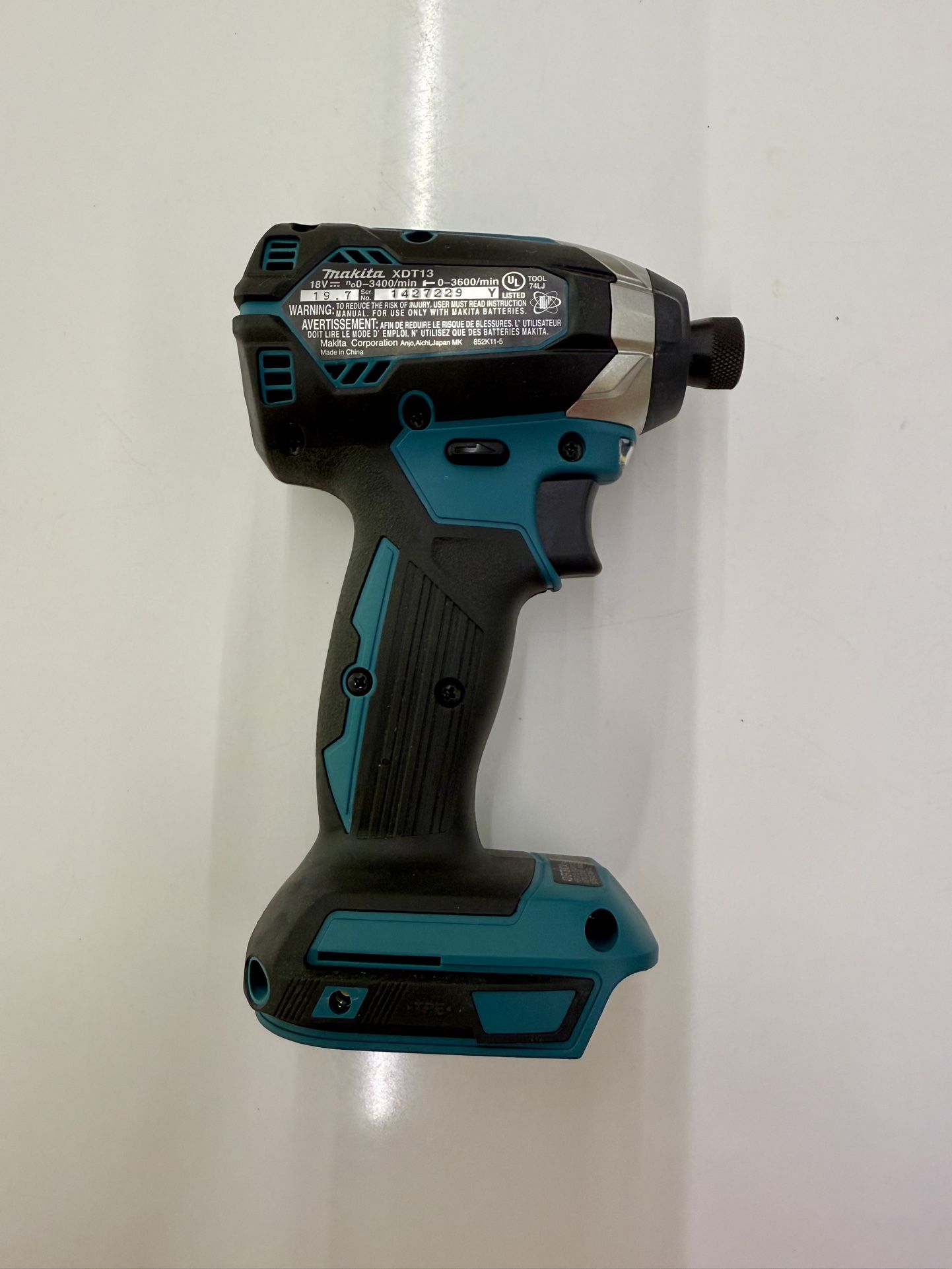 MAKITA 18V LXT Lithium Ion Brushless 1/4 Cordless Variable