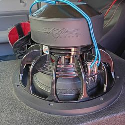 Skar audio 12 1,250 watts