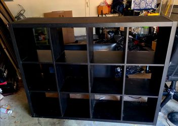 Kallax shelf unit