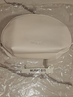 MURAD Pouch