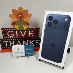 New iPhone 17 Pro Max 256gb Verizon and Xfinity Carrier Only. SEALED