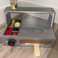 Melissa & Doug Wooden Pizza Counter Top And Bake Pizza Oven Play Food Set