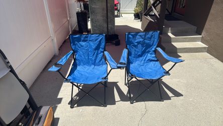 Portable folding beach chairs