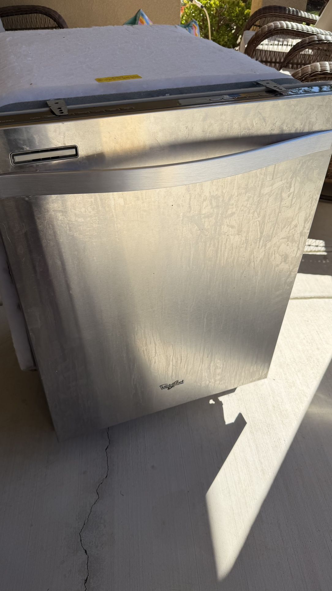 Whirlpool Dishwasher (FREE)
