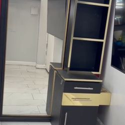 Barber Pub & Floor Mirror