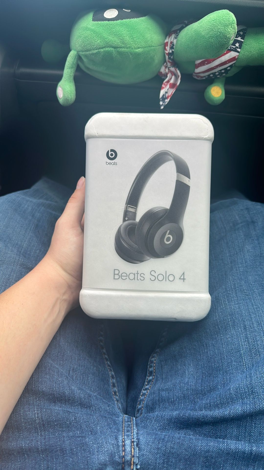 Beats Solo 4 Matte Black
