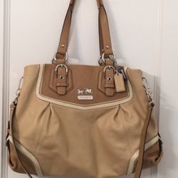 Coach Ashley Spectator K0(contact info removed)6 Beige and Cream Leather Convertible Satchel ShoulderBag. Great and perfect condition 