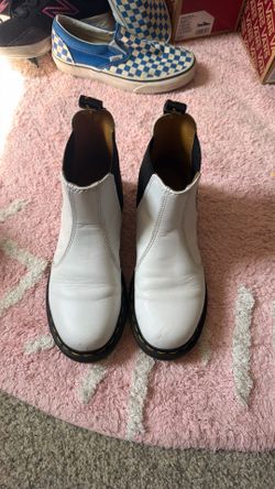 Dr. Martens