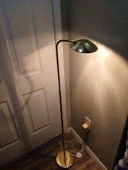Adjustable brass mid Century saucer floor lamp