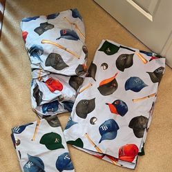 Pottery Barn Baseball Lovers Sheet Set - Twin Size