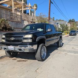 Chevy  Silverado 1500 HD