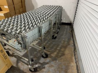 Warehouse conveyer belt
