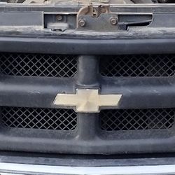 Chevrolet And Chrysler (contact info removed) Front  Bumber  Fit  2005 -2010 