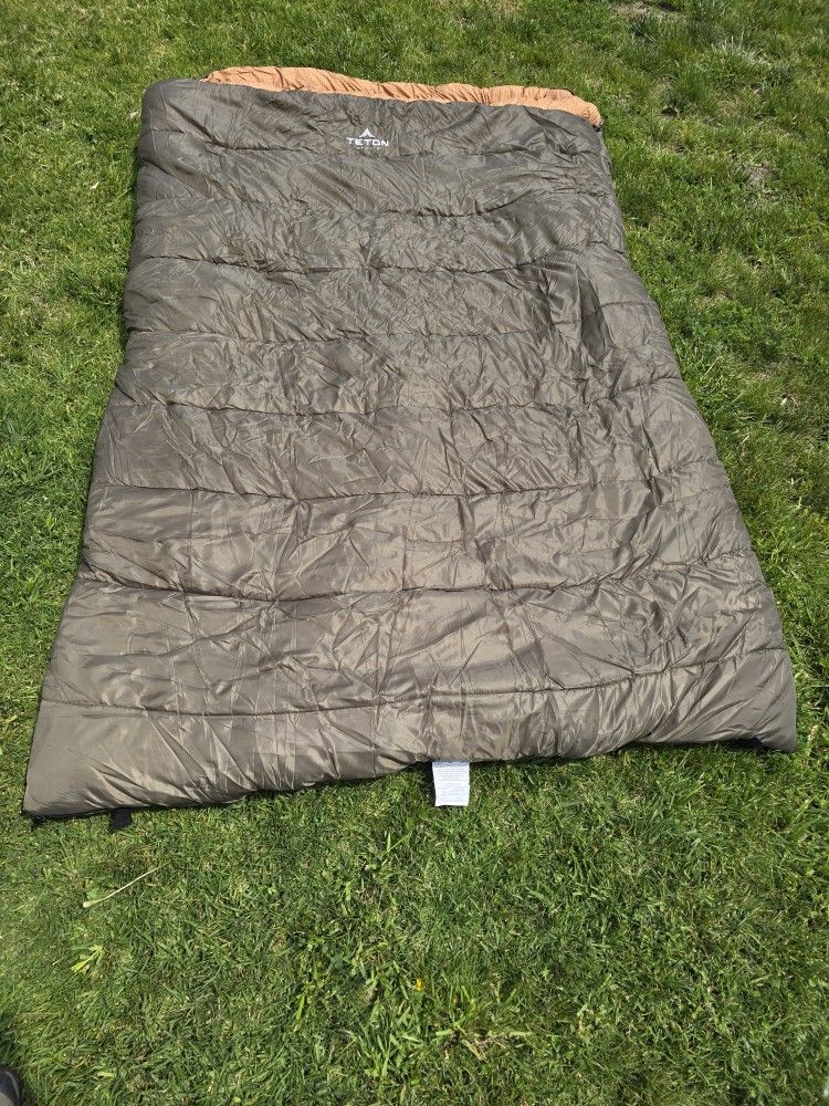 TETON  0 DEGREE SLEEPING BAG