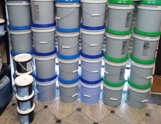 Jabón azul y verde en diferentes aromas