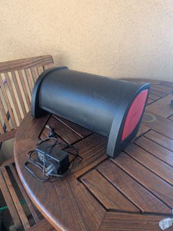Bluetooth speaker Nyne $10