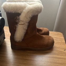 Abigail chesnut Boots 