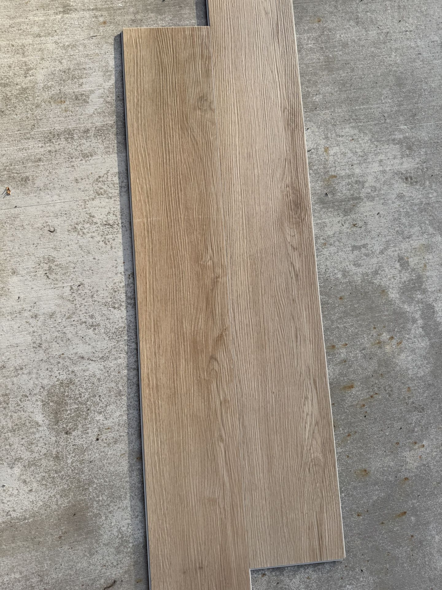Lvp Flooring Have 432sqft ( 1.50$ Per Sqft ) PRICE FIRM