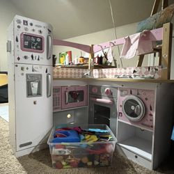 Kidkraft Pink And White Toy Kitchen Set