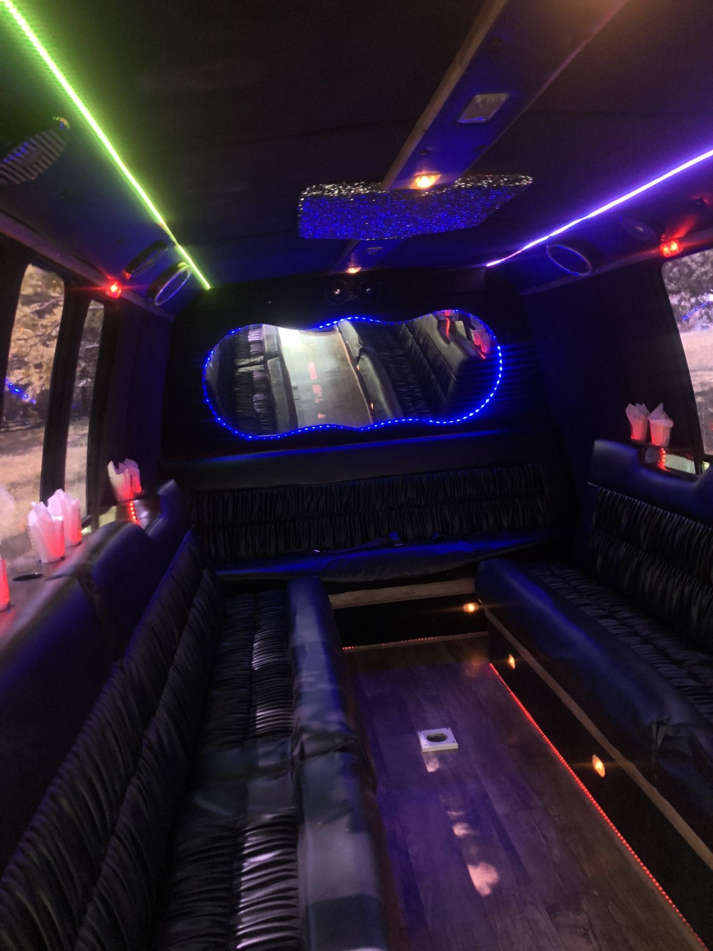 Limo Bus
