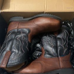 RigTek Wide Square Toe Waterproof Composite Toe Work Boot