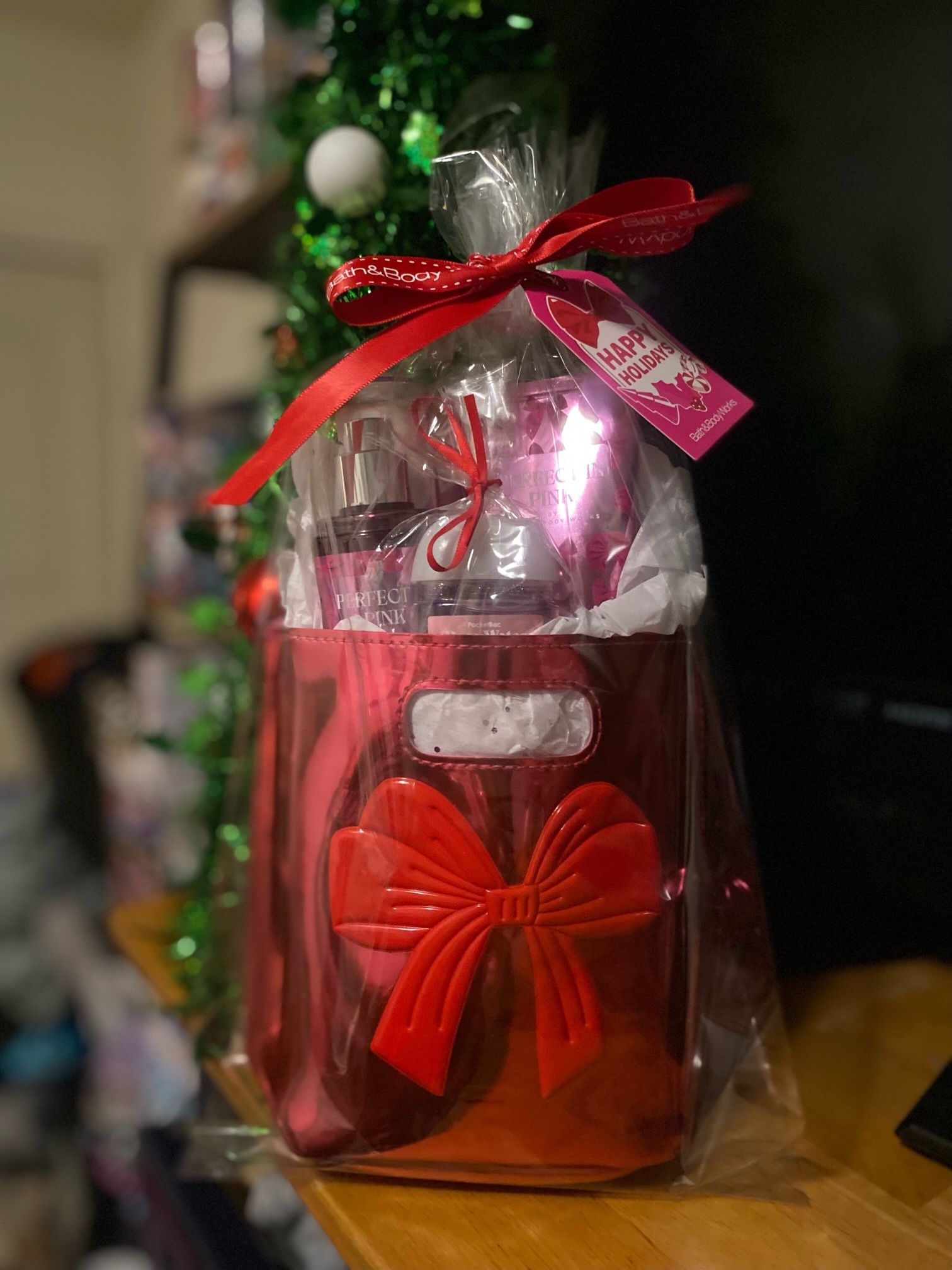 Perfect Pink B&BW Gift Bag Set $20