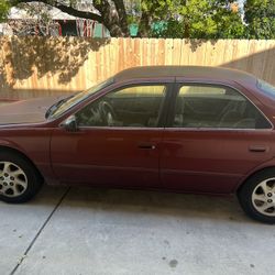2000 Toyota Camry