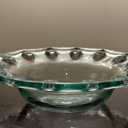 Vintage Clear Glass Dish w/Reticulated/Scalloped Glass Rim