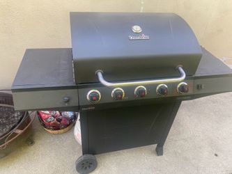 CHAR-BROIL  brand gas grill
