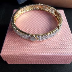 Women's Bracelets