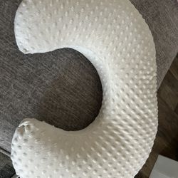 Bobby Nursing Pillow 