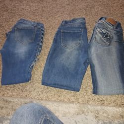 3 clean new pairs of jeans size 3 must pick up Broadway and apache buckeye az cash only pls $10 each or all 3 for $25 cash check out my page all types