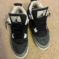 JORDAN 4 FEARS