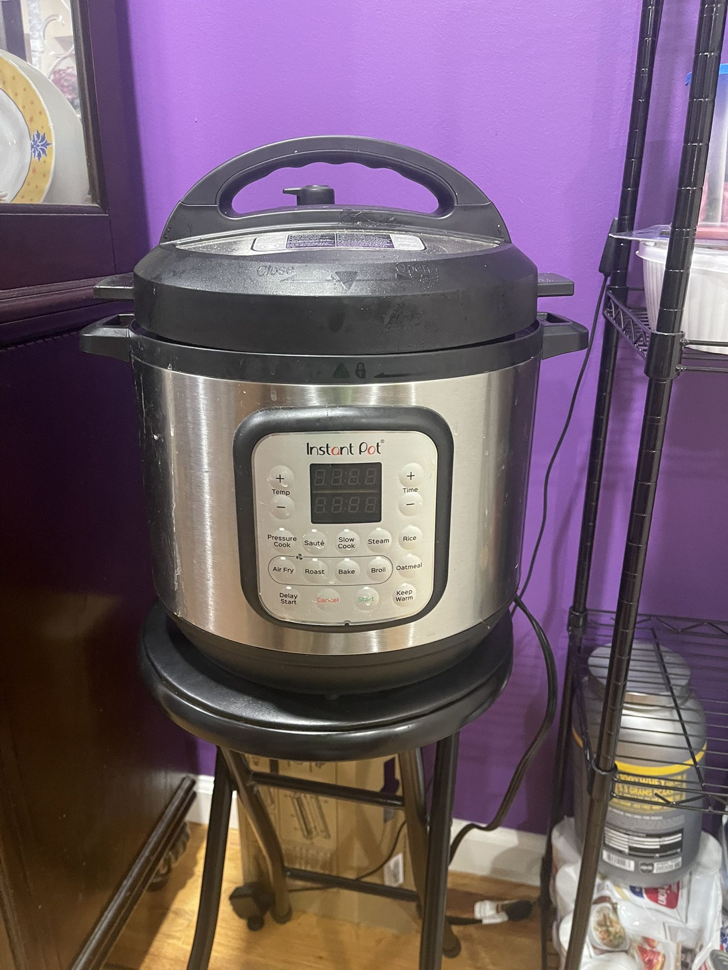 Instant Pot Multi-Cooker, 8 Quarts Capacity