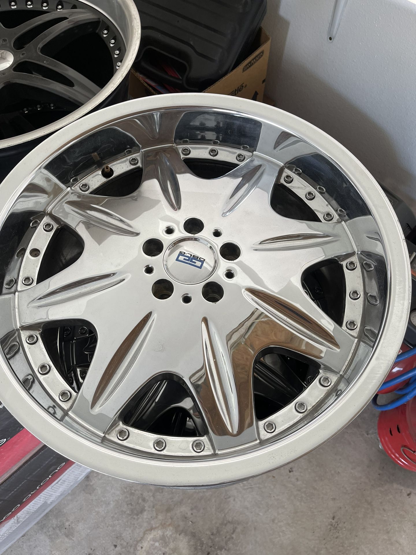 DBL G Mercedes Chrome Wheel Staggered 20 Inch. Lug Pattern 5x112  