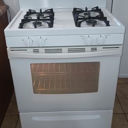 KENMORE, GAS  STOVE.