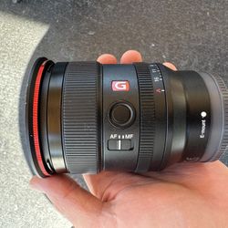 Sony E-mount FE 24mm F1.4 GM Full Frame Wide-angle Prime Lens (SEL24F14GM), Black