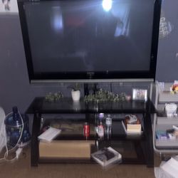 Tv & Tv Stand 